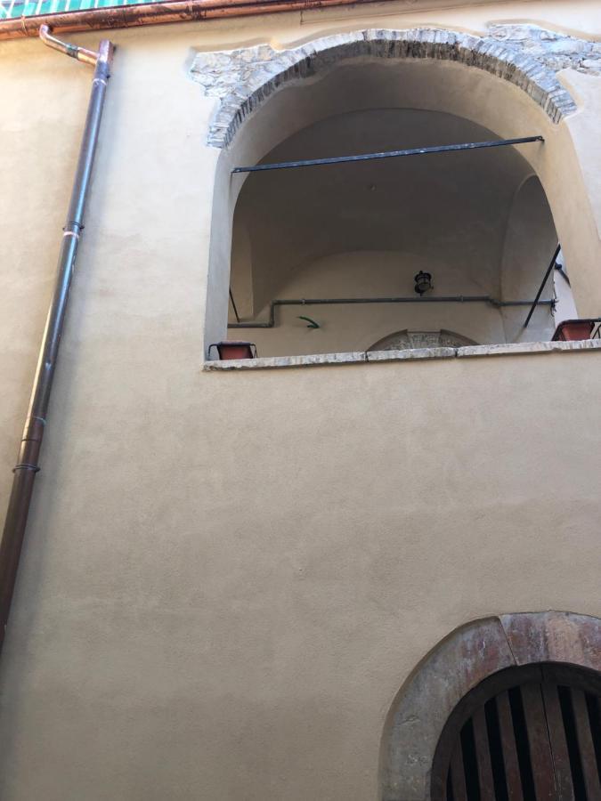 Il Minotauro B&B A 5 Minuti Da Popoli Vittorito Exterior photo