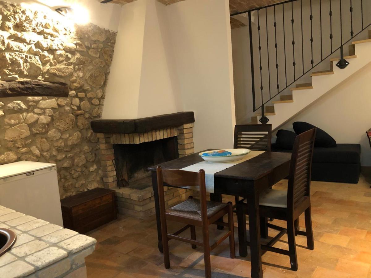 Il Minotauro B&B A 5 Minuti Da Popoli Vittorito Exterior photo